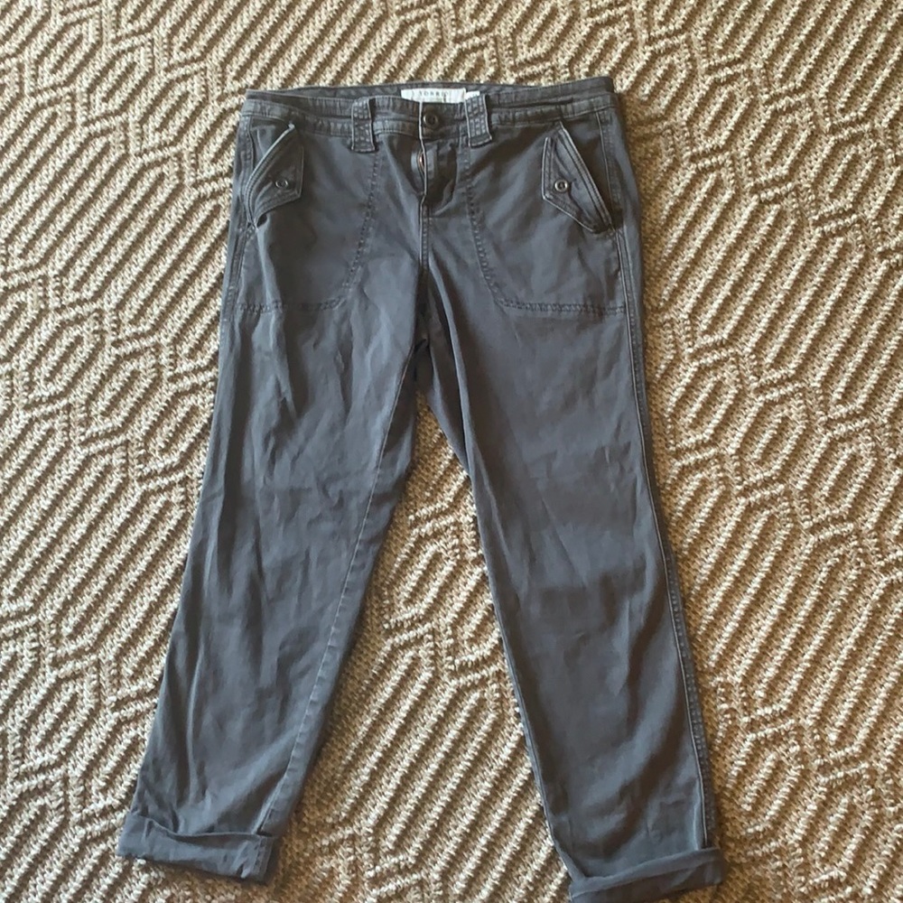 Torrid grey Capri pants